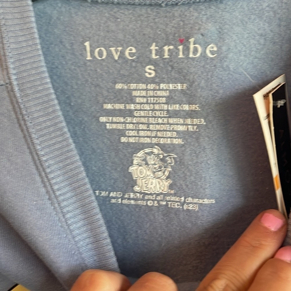 Love Tribe Graphic, crewneck sweatshirt - Picture 4 of 5